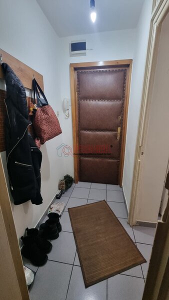 Sector 4, Straja, 2 camere, 50.000 euro, oferta unica.